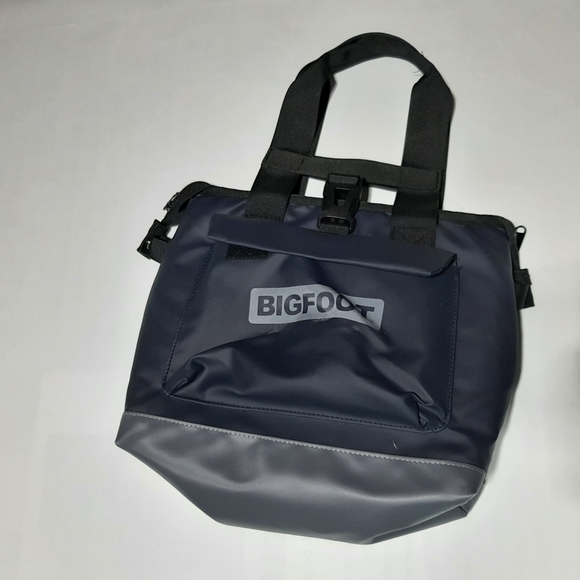 Bigfoot Lunchbag - Picture 1 of 3